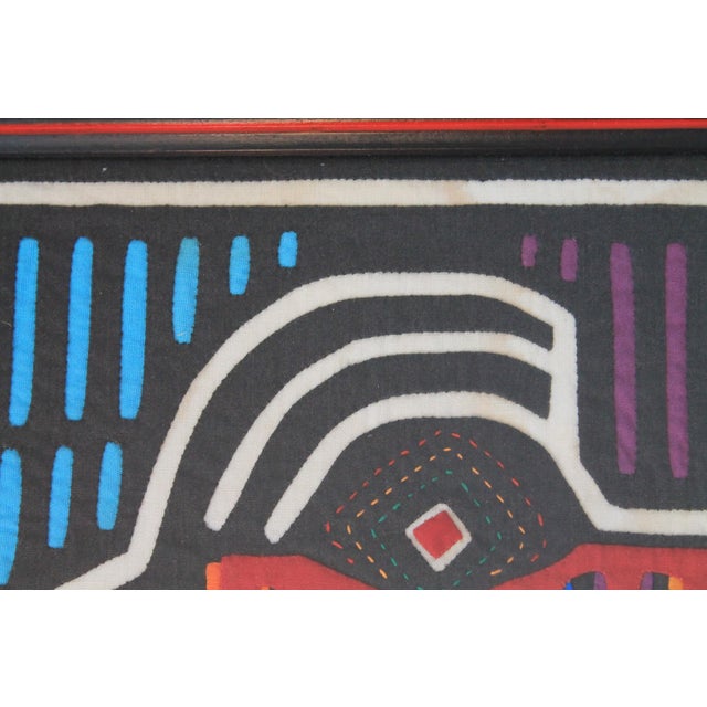 Vintage Framed Mola Textile Bird Artwork Wall Hanging For Sale In Milwaukee - Image 6 of 8