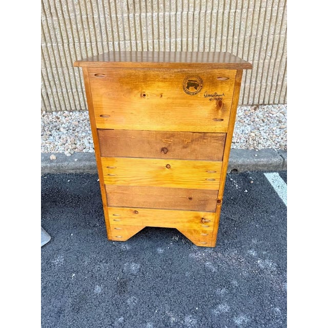 Tom Seely Furniture Early American Primitive Shaker Style Solid Pine Side Table or Nightstand. For Sale - Image 10 of 12