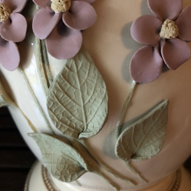 Farmhouse 1970s Vintage Ceramic Floral Lamp For Sale - Image 3 of 7