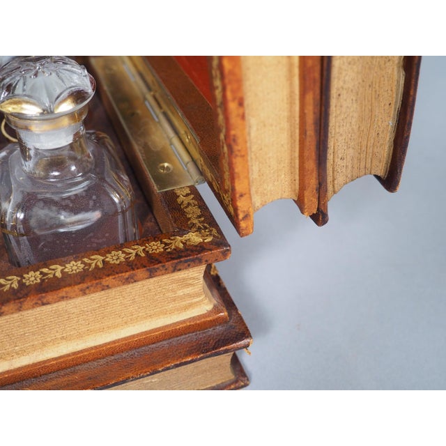 Brown French Leather Faux Book Stack Cave a Liqueur, Circa 1900 - Set of 7 For Sale - Image 8 of 18