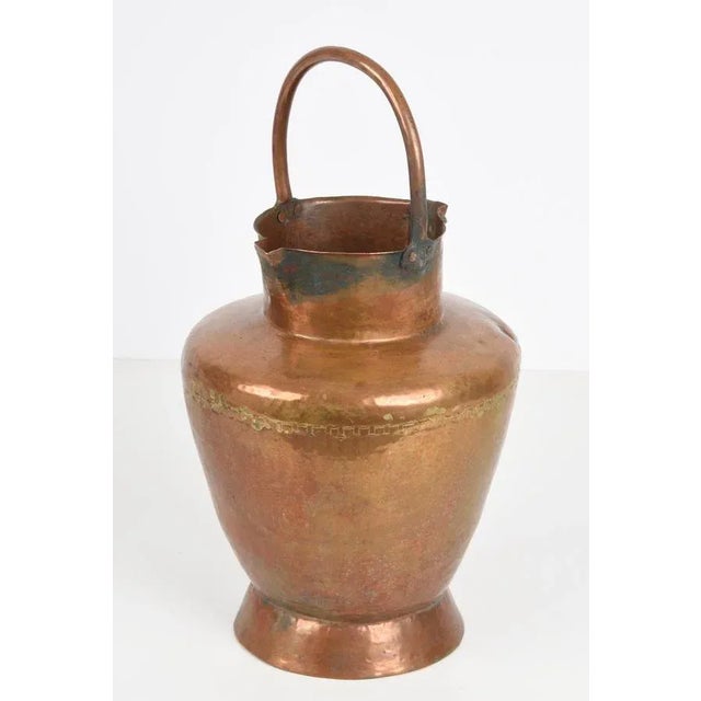 Italian Copper Vase ​​with Double Spouts and a Single Handle, Tuscany, 1930s For Sale - Image 12 of 18