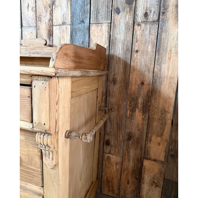 English Pine Chest of Drawers For Sale - Image 3 of 18