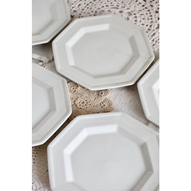 Vintage Octagonal Beaded Flat Dessert Plates by Johnson Brothers, 1980s, Set of 6 For Sale - Image 4 of 10