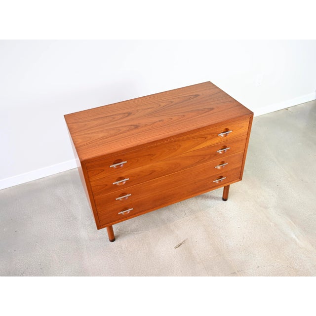 1960s Vintage 4-Drawer Chest of Drawers in Teak by Hans Wagner for Ry Möbler For Sale - Image 5 of 16