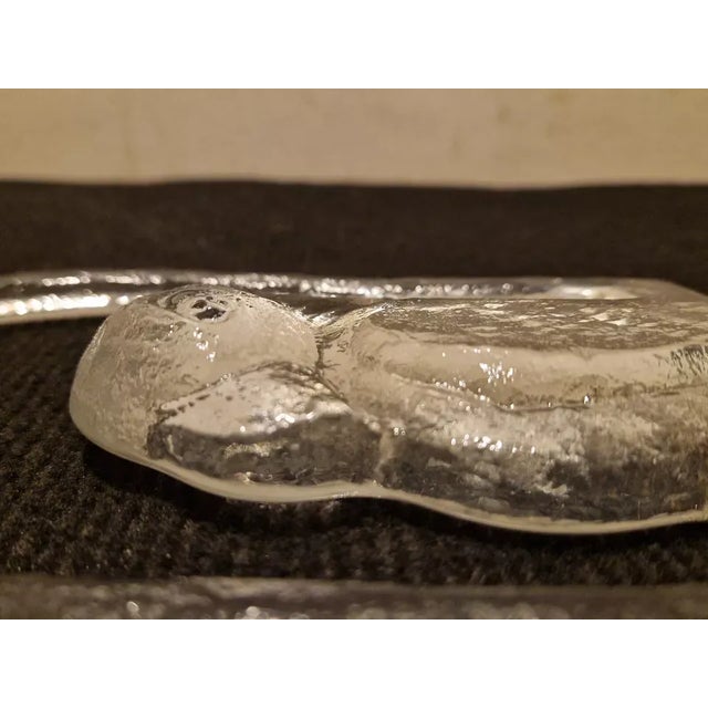 Glass Mid Century Modern Grand Crystal Parrot on His Perch - Hanging Home Decor/ Sculpture For Sale - Image 7 of 12