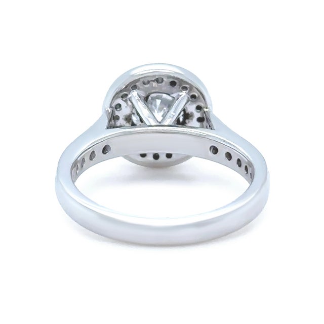 2020s Gia Platinum Round Brilliant Cut Diamond Halo Ring 1.48ct 5.8g, Size 3.75 For Sale - Image 5 of 11