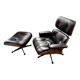 Lounge Chair and Ottoman by Charles & Ray Eames for Herman Miller & Vitra, Set of 2 For Sale