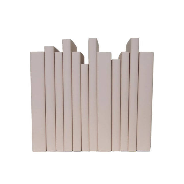 Take your design to a new level with the Warm Sand Paper Wrapped Oversized ColorPak from Booth & Williams. Authentic...