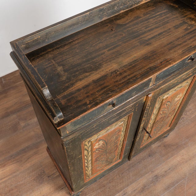 Early 19th-Century Swedish Original Painted Pine Sideboard Cabinet For Sale - Image 6 of 13