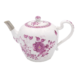Meissen Tea Pot With Replaced Silver Spout, Germany Circa 1750