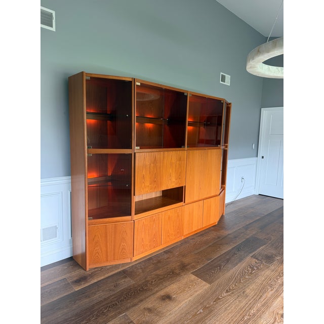 1970s Belgian Modern RVC Royal Viking Contemporary 4-Piece Lighted Wall Unit & Bar, 103" For Sale - Image 9 of 14