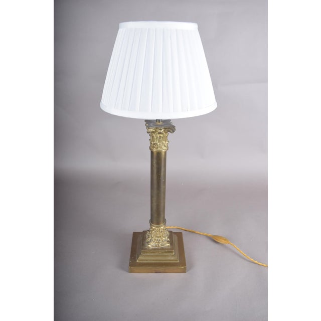 Traditional Dutch Neoclassical Brass Column Table Lamp, 1950s For Sale - Image 3 of 10
