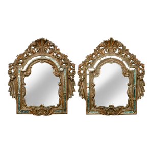Pair of Early 1900s Italian Giltwood Antique Mirrors