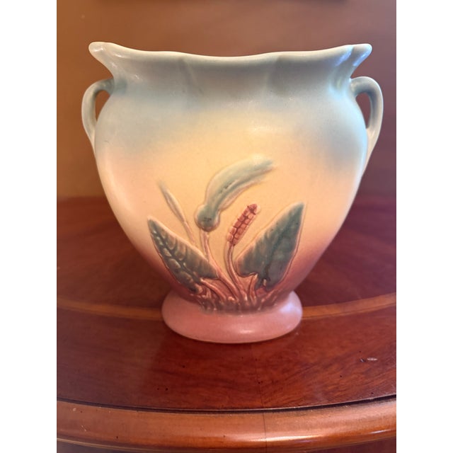 1930s Hull Art Pottery Calla Lily Vase #530/33 - 7 Double Handle Pillow Vase ca.1938 For Sale - Image 5 of 13