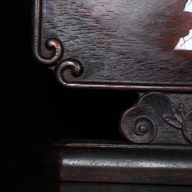 Vintage Chinese Rosewood Table Screen With Mother-of-Pearl Inlay – "Pine & Crane" Motif For Sale In Los Angeles - Image 6 of 9
