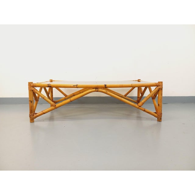 1970s Vintage Rectangular Coffee Table in Rattan and Smoked Glass, 1970s For Sale - Image 5 of 16