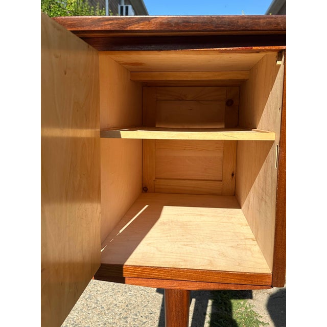 Wood Danish Modern Teak Writing Desk in the Style of Arne Vodder, Denmark, Circa 1960s For Sale - Image 7 of 7