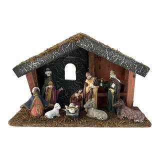 Vintage One Piece Christmas Nativity Scene For Sale