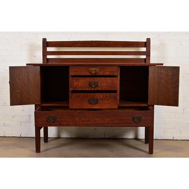 Early 20th Century Gustav Stickley Antique Mission Oak Arts & Crafts Strap Hinge Sideboard, Circa 1910 For Sale - Image 5 of 15