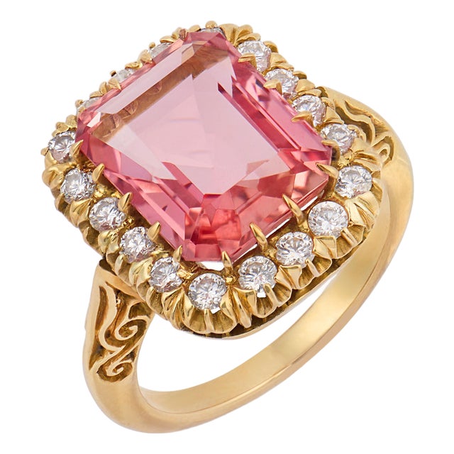 Vintage Imperial Topaz Diamond 18k Yellow Gold Ring, Size 6.25 For Sale