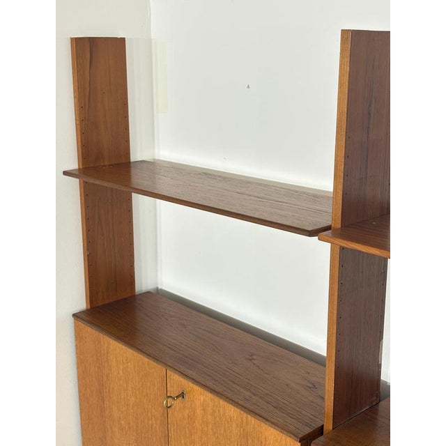 Mid-Century Modern Modular Wall Shelf in Teak by Interna-Peter Pedrides, 1960s For Sale - Image 6 of 18