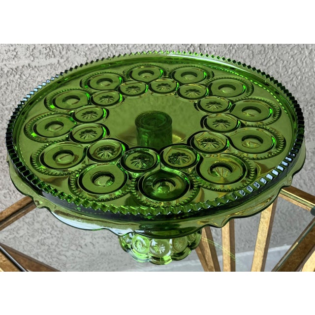 Mid 20th-Century L. E. Smith Skirted Moon and Star Pedestal Cake Stand in Green For Sale - Image 9 of 18