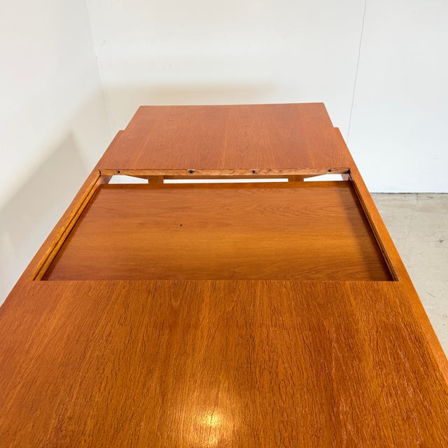 Vintage Extendable Oak Table by František Jirák for Tatra, 1960s For Sale - Image 9 of 17