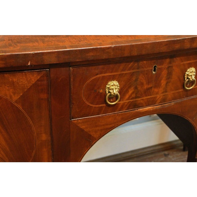 English Circa 1770-90 George III Small Bowfront Sideboard For Sale - Image 3 of 11
