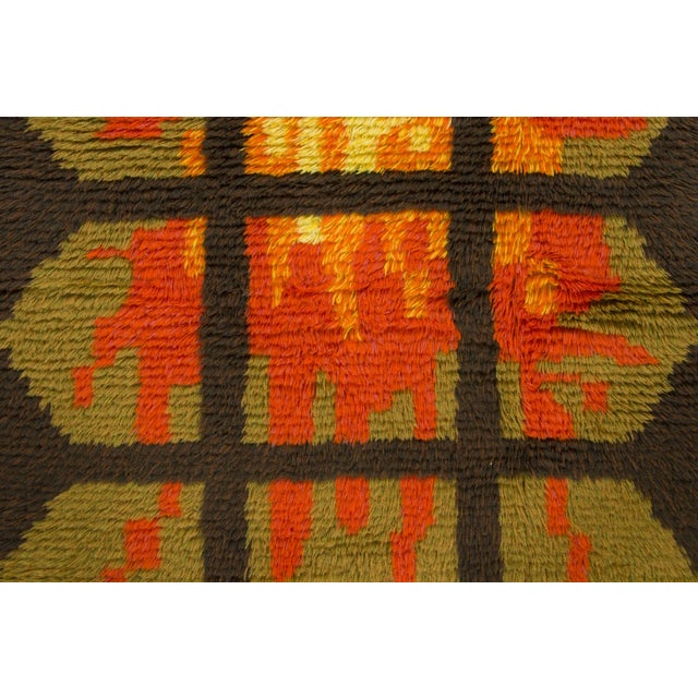 1950s Vintage Swedish Rya Wool Rug in Grid Design by Rug & Kilim, 1950-1959 For Sale - Image 5 of 9