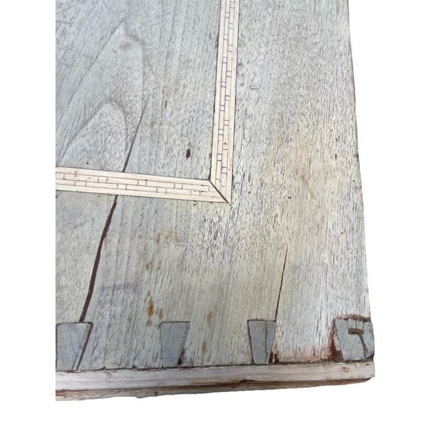 18th Century Italian Bleached Walnut Chest of Drawers with Inlay For Sale - Image 3 of 17