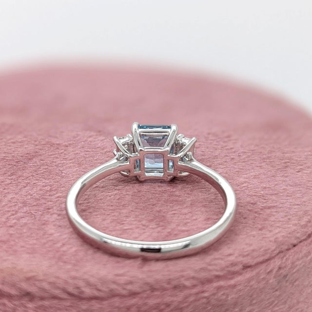 1ct Emerald Cut Aquamarine Ring With Diamond Accents: Solid 14k Gold, 6.5x5.5mm, Size 6.75 For Sale - Image 10 of 10