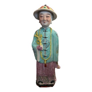 Mid 19th Century Famille Rose Chinese Export Porcelain Model of an Emperor Qianlong/Jiaqing Period. For Sale