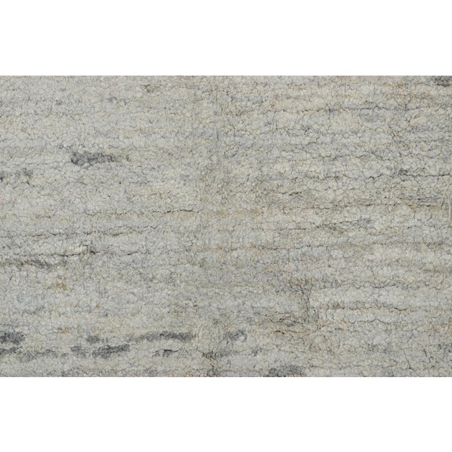 Contemporary Rug & Kilim’s Oversized Modern Textural Rug in Gray Tones For Sale - Image 3 of 8