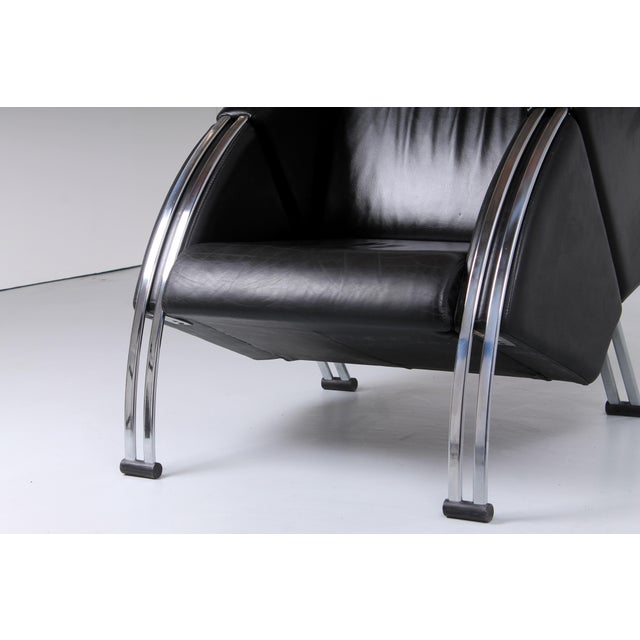 Mid-Century Modern Postmodern Black and Chrome Leather Easy Chair by Young, 1980s For Sale - Image 3 of 18