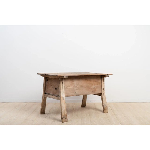 Early 18th Century Swedish Hedna Table For Sale - Image 3 of 9