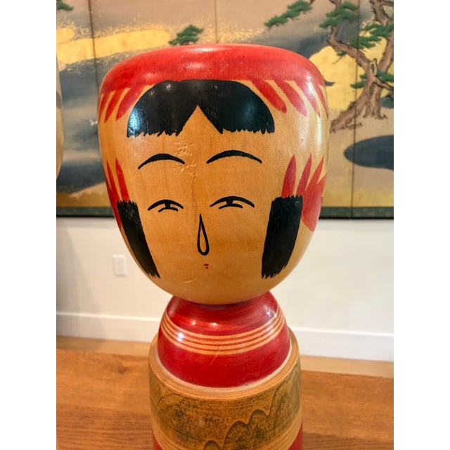 1960s Large Signed Japanese Kokeshi Dolls – Set of 3 For Sale - Image 4 of 11
