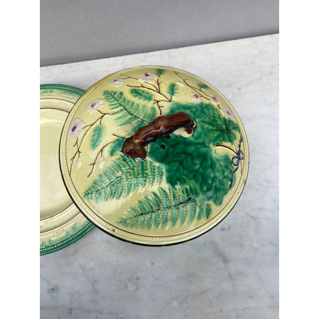 Rustic 19th Century German Majolica Cheese Bell For Sale - Image 3 of 8