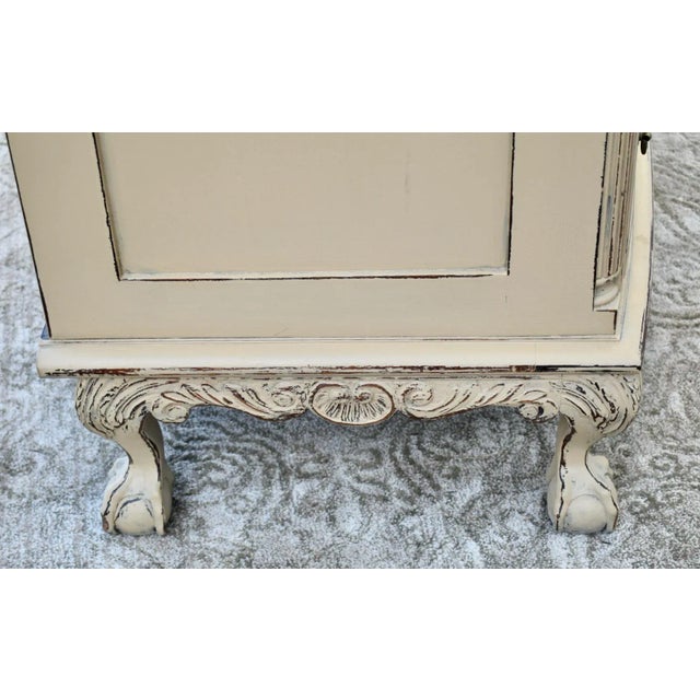 Antique Feldenkrais Wood Chest Chippendale Bachelors Chest in a Distressed Beige For Sale - Image 4 of 12