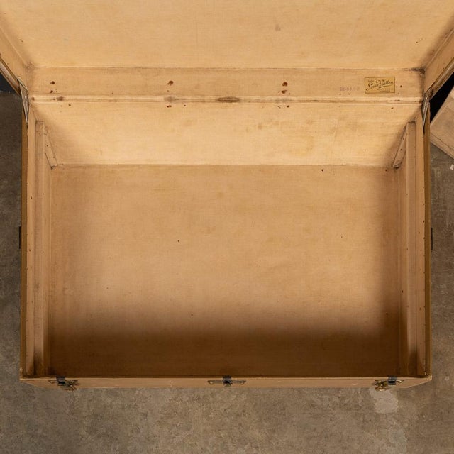 Vintage Car Trunk in Grey Vuittonite Canvas from Louis Vuitton, Paris, France, 1930s For Sale - Image 12 of 18