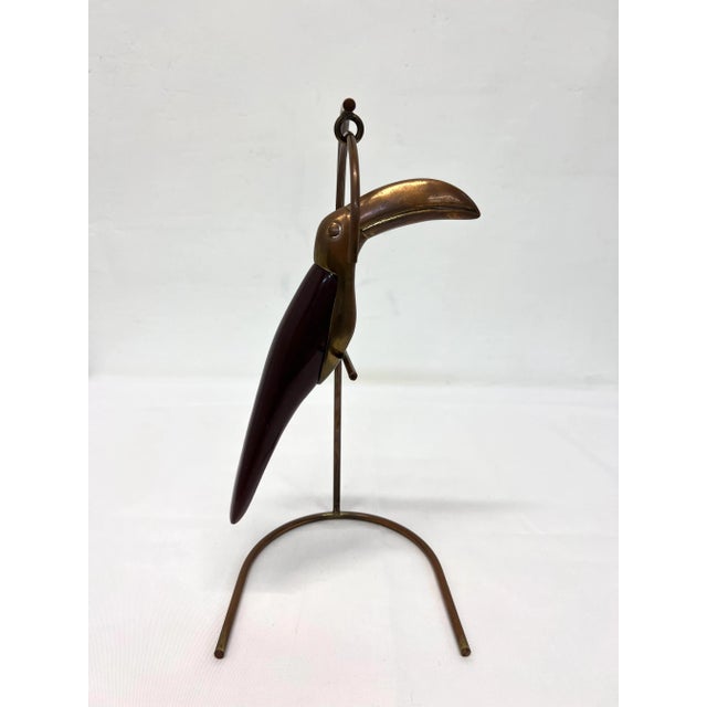 Brass Brazilian Mid-Century Modern Brass and Resin Toucan on Stand, 1960s For Sale - Image 8 of 13
