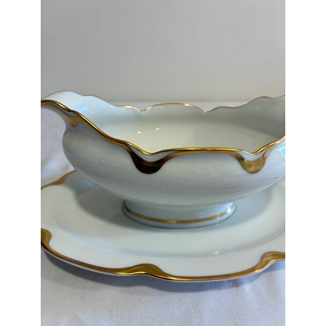 Haviland & Co. Antique Haviland & Co. Limoges Gold Rim Gravy Boat With Attached Underplate, France For Sale - Image 4 of 12