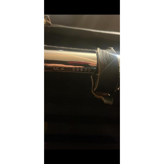 Black LC4 Chaise Lounge in Black Leather by Le Corbusier for Cassina, 1988 For Sale - Image 8 of 9