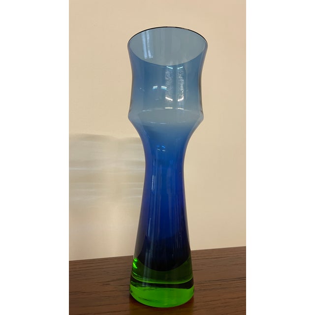 Blue and Green Art Glass Vase attributed to Bo Borgström for Åseda Glasbruk, Sweden, 1960s For Sale - Image 4 of 6