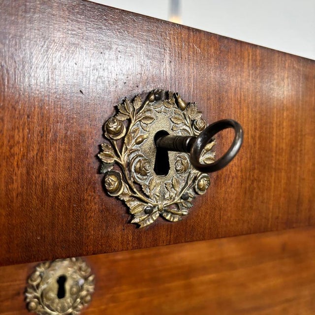 Antique Biedermeier Secretaire in Walnut with Secret Compartment For Sale - Image 13 of 18