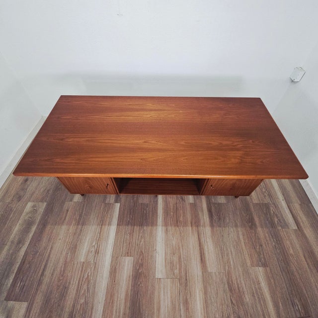Attributed Kai Kristiansen Model 58 Danish Modern Floating Executive Desk 70" For Sale - Image 10 of 18