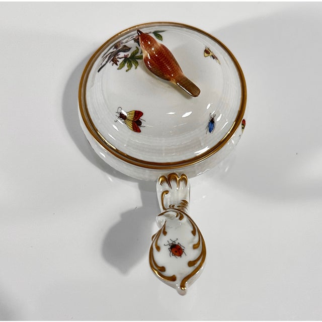 Antique White Herend, Lady Rothschild Pattern, Birds & Pearls, Lidded Patty Pan For Sale - Image 8 of 12