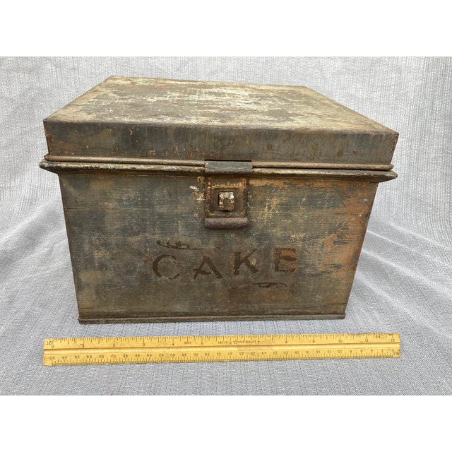 Antique Metal Cake Box For Sale - Image 12 of 12