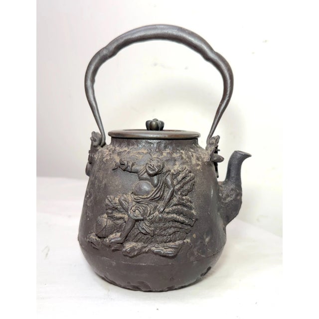 Japanese Rare Antique 1800's Japanese Meiji Tetsubin Seijudo Iron Tea Pot Kettle W/ Cover For Sale - Image 3 of 17