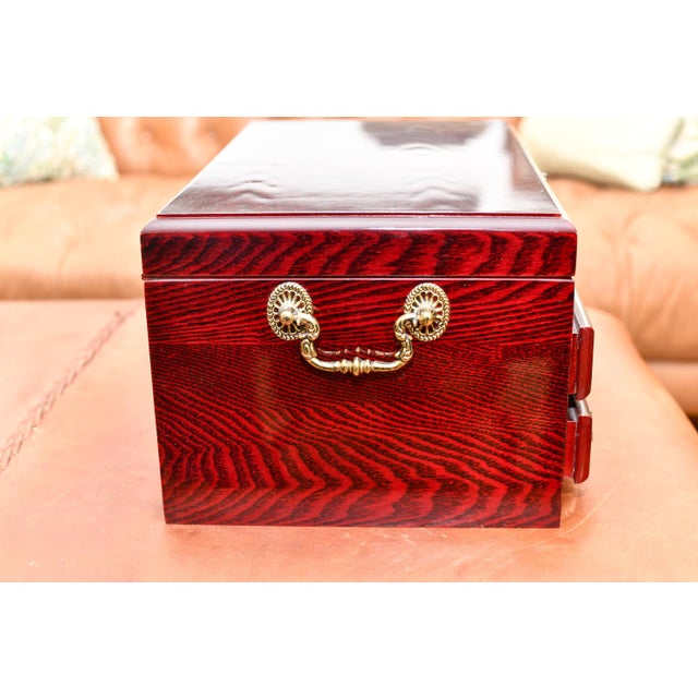 Wood VTG Burled Mahogany Laquered Wood 3-Compartment Velvet Lined Jewelry Box For Sale - Image 7 of 13