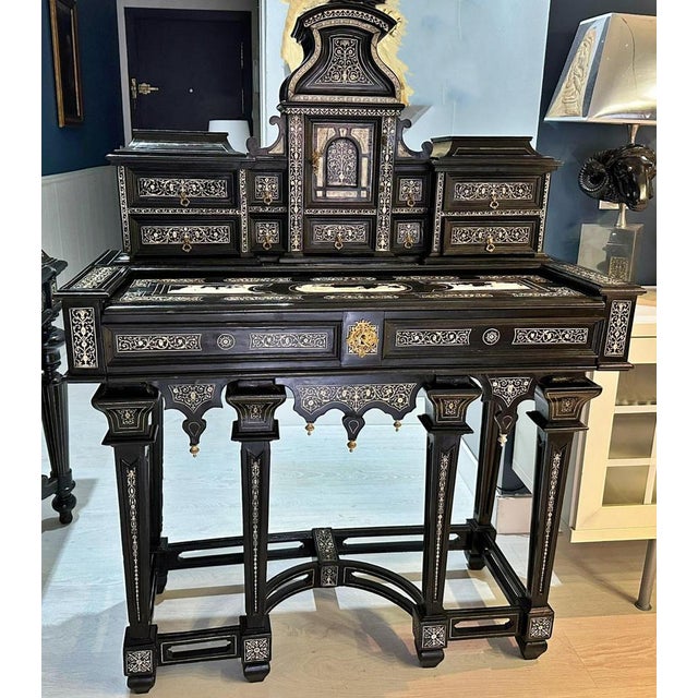 Joseph Bertin - Milan - Ebene Desk 19th Century Magnificent ebene desk by the cabinetmaker Joseph Bertin from the 19th...